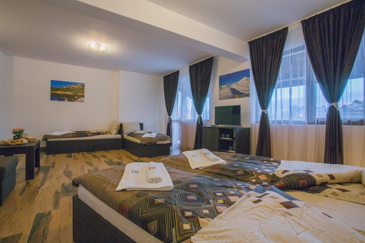 Къща За Гости Бабуч Dobrinishte Ngoại thất bức ảnh