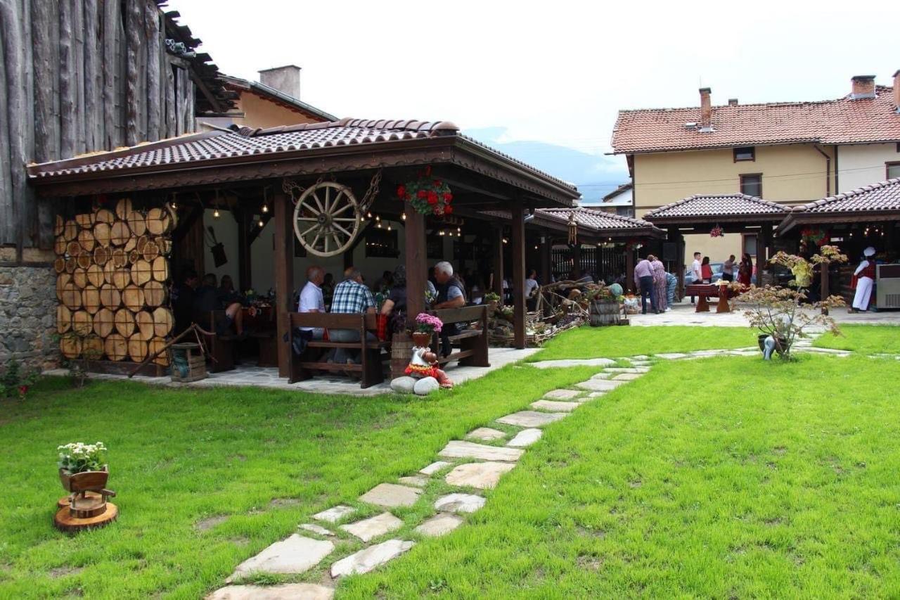 Къща За Гости Бабуч Dobrinishte Ngoại thất bức ảnh